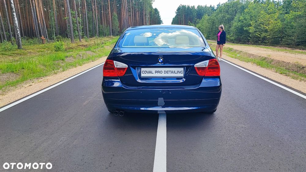 BMW Seria 3 325i - 33
