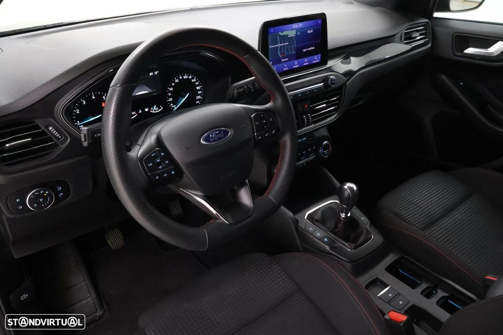 Ford Focus SW 1.0 EcoBoost MHEV ST-Line - 14