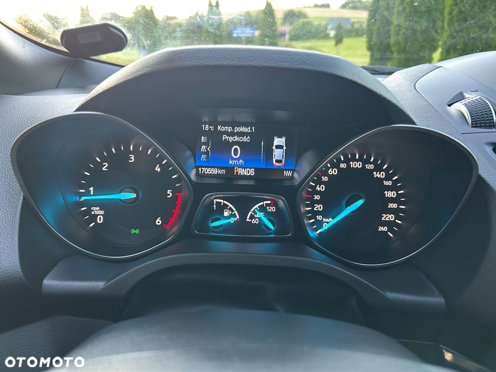 Ford Kuga 2.0 TDCi 4x4 ST-Line - 23