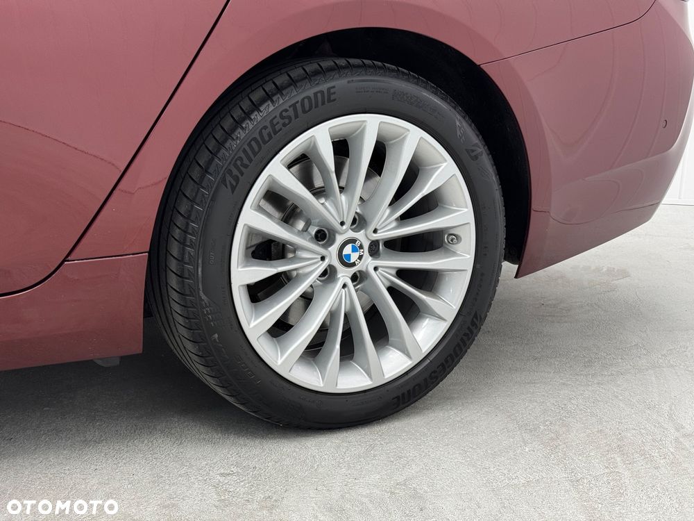 BMW Seria 5 520d xDrive Touring Luxury Line - 9