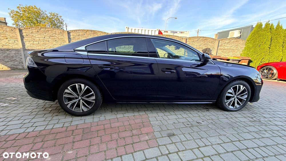 Peugeot 508 - 8