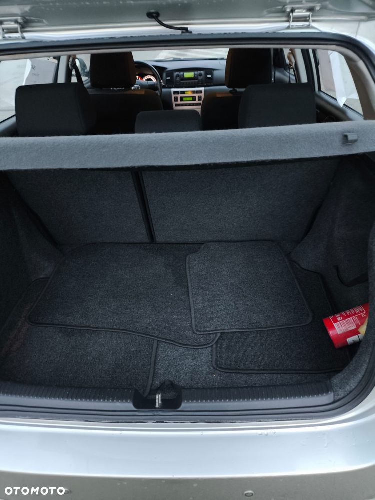 Toyota Corolla 1.4 - 9