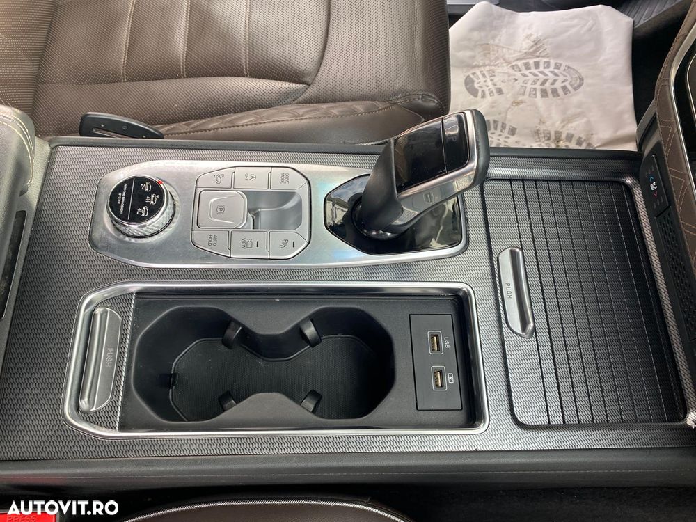 SsangYong REXTON G4 2.2 e-XDI 4WD Premium - 24