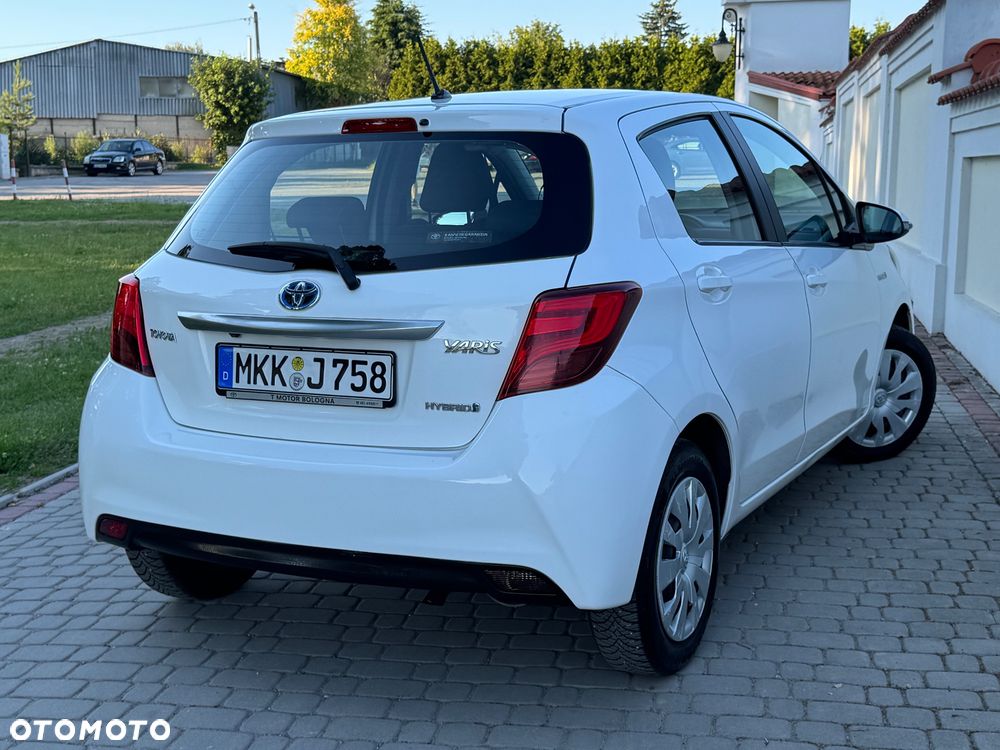 Toyota Yaris - 8
