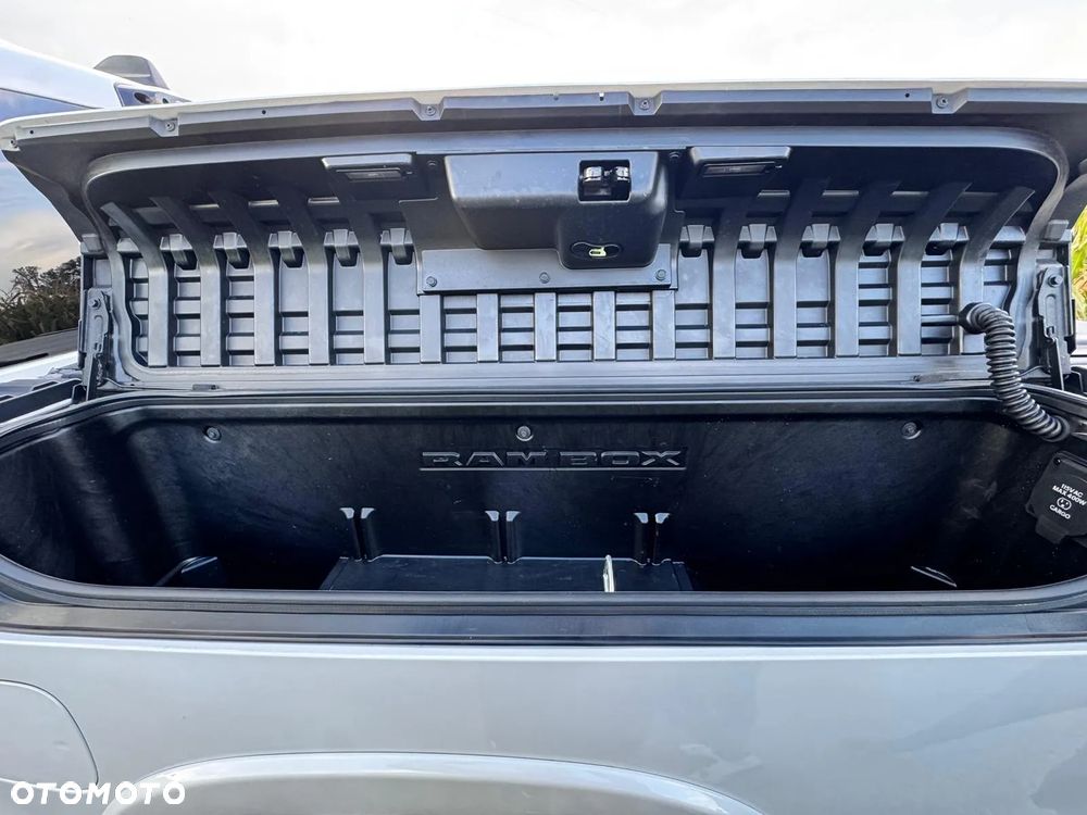 RAM 1500 5.7 Crew Cab Limited - 7