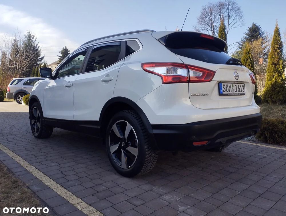Nissan Qashqai 1.6 DIG-T N-Connecta - 6