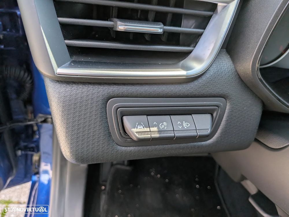 Renault Clio TCe 90 BUSINESS EDITION - 23