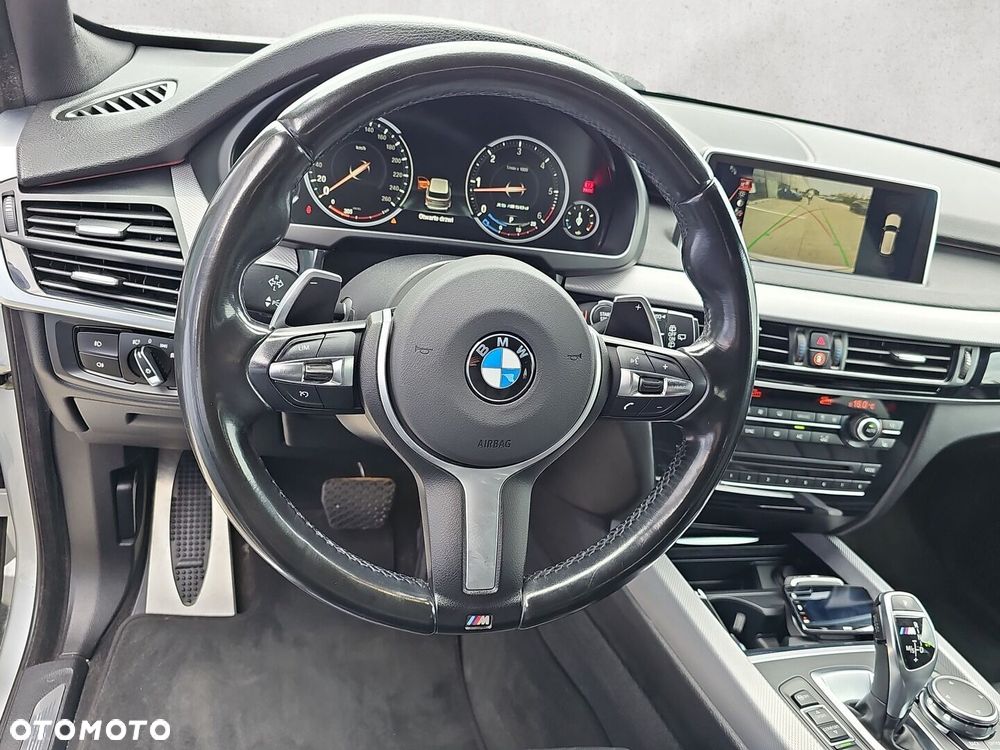 BMW X5 M M50d Sport-Aut - 17