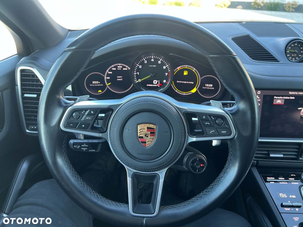 Porsche Cayenne E-Hybrid - 16