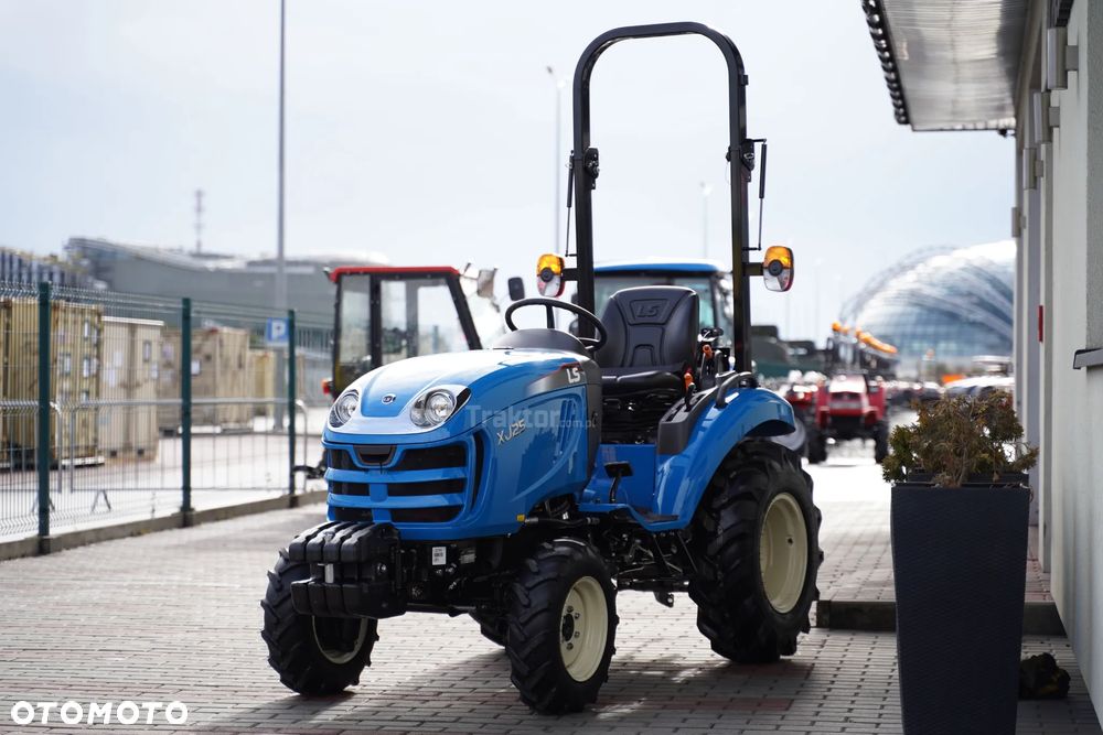 LS Traktor XJ25 - 7