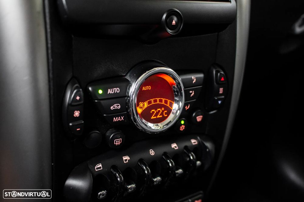 MINI Countryman One D - 18