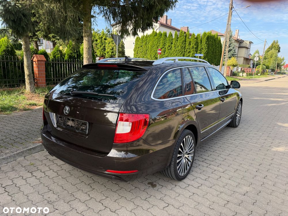 Skoda Superb 2.0 TDI 4x4 L&K - 8