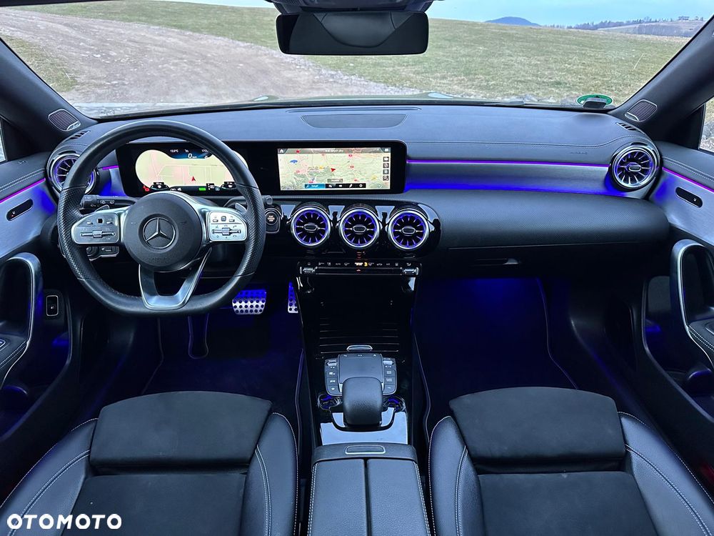 Mercedes-Benz CLA 250 e 8G-DCT AMG Line - 9