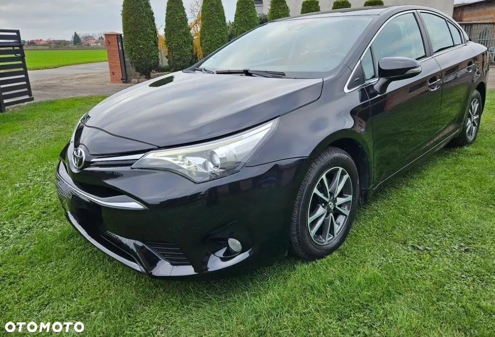 Toyota Avensis 2.0 D-4D Premium - 1
