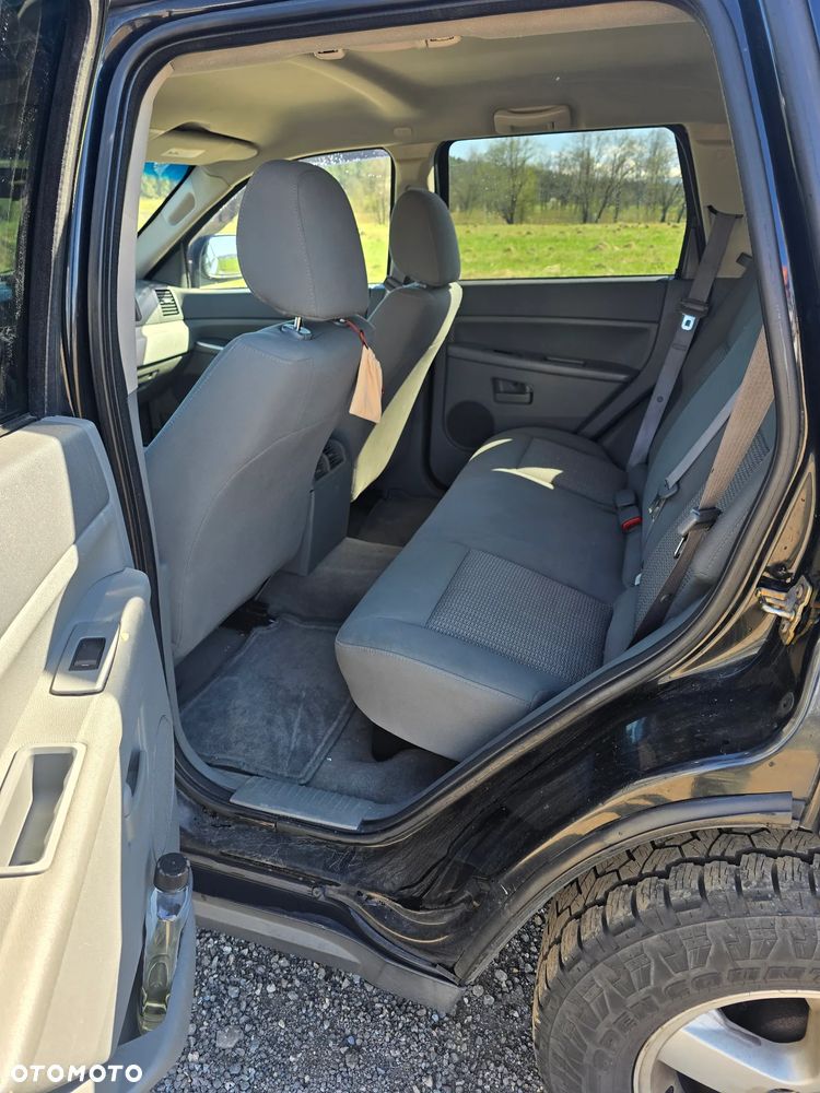 Jeep Grand Cherokee 3.7 V6 - 12