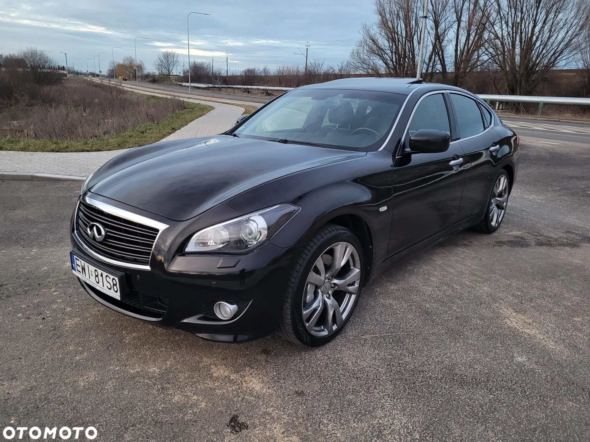 Infiniti M M37 S - 13