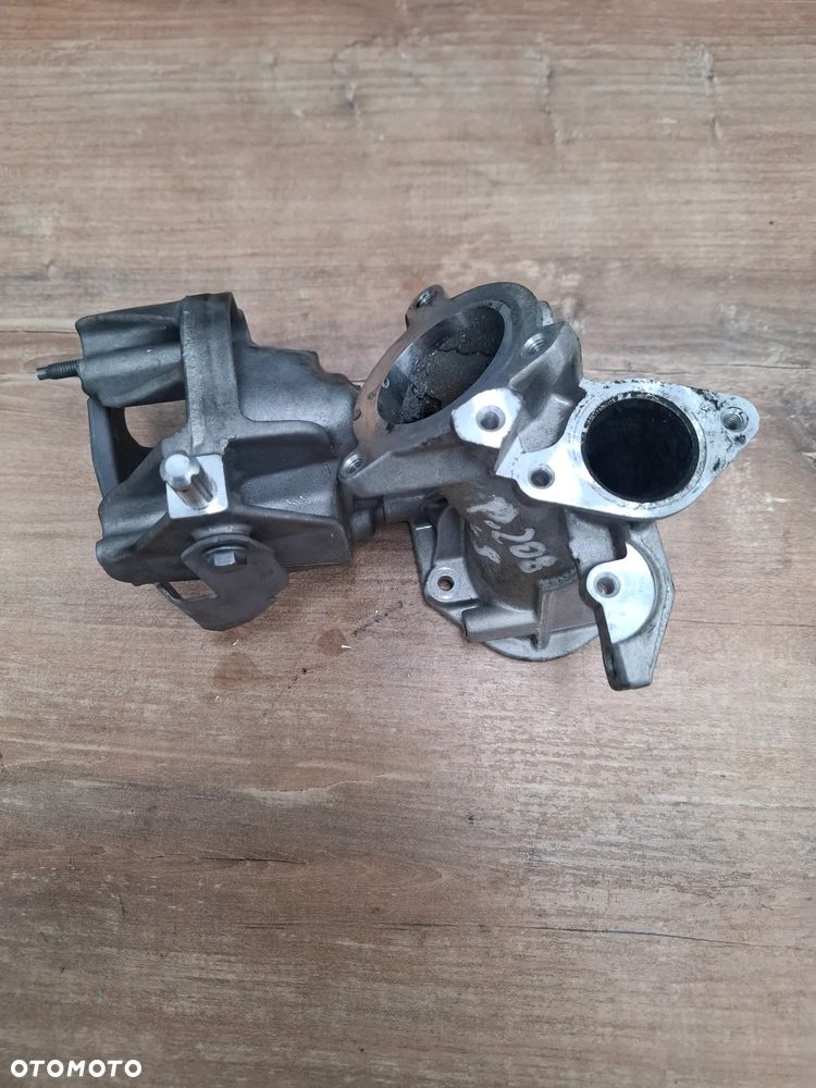 Peugeot 208 II pompa paliwa mocowanie 9821154280 9824088780 - 3