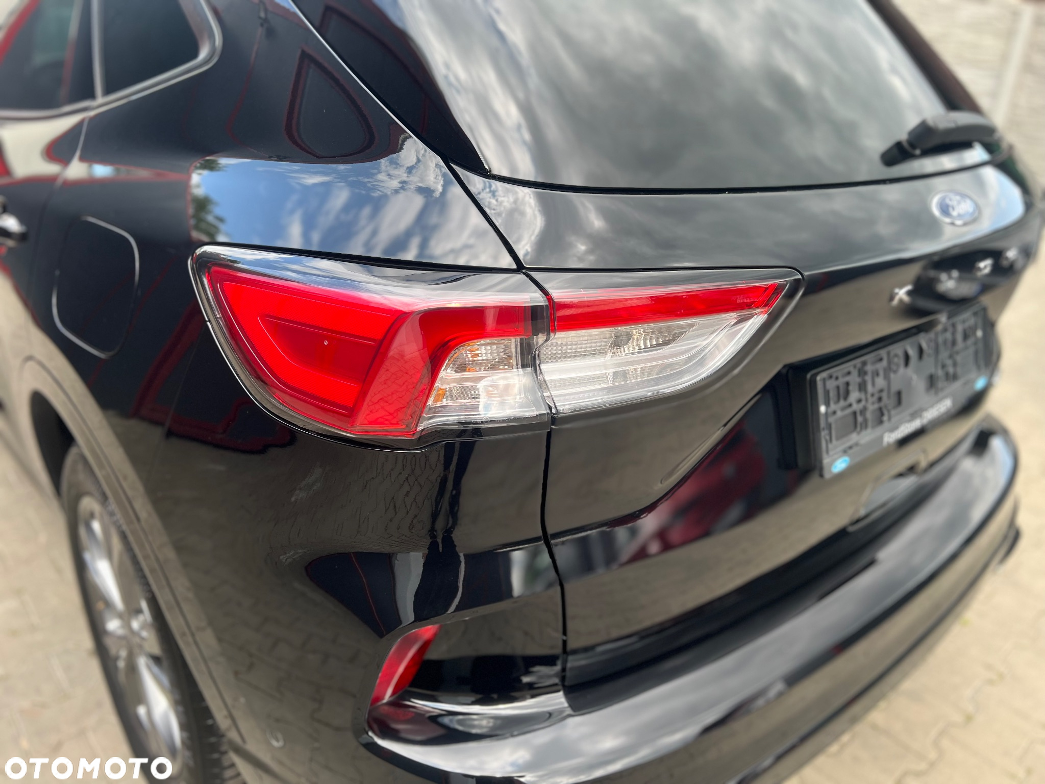 Ford Kuga 2.5 FHEV AWD ST-Line - 13