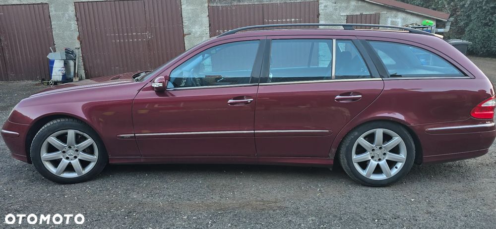 Mercedes-Benz Klasa E 320 CDI T Avantgarde - 11