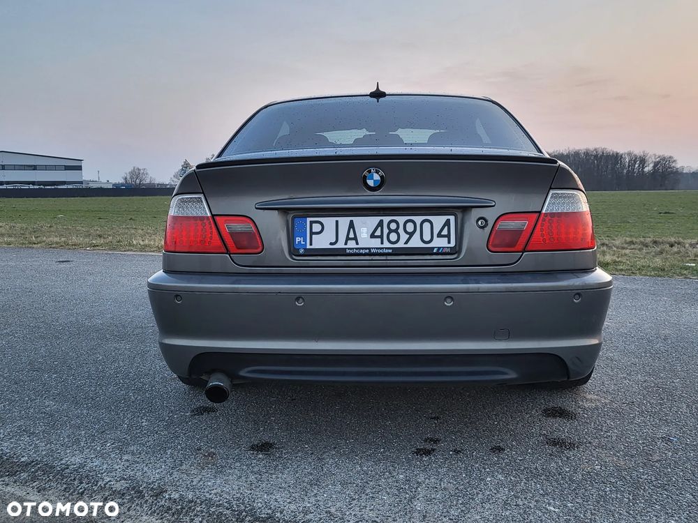 BMW Seria 3 320td - 8