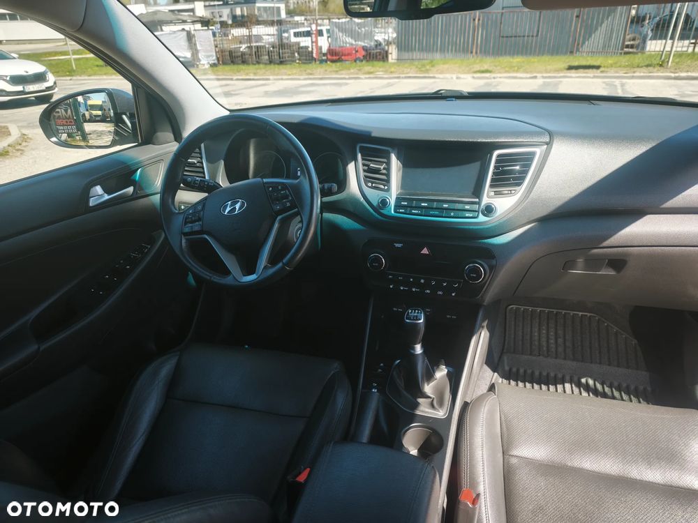 Hyundai Tucson 1.6 GDi 2WD Premium - 6