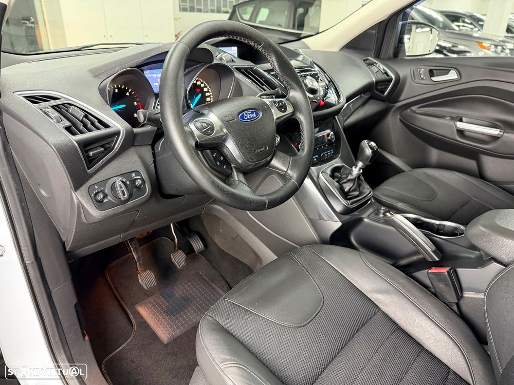 Ford Kuga 2.0 TDCi Titanium - 15