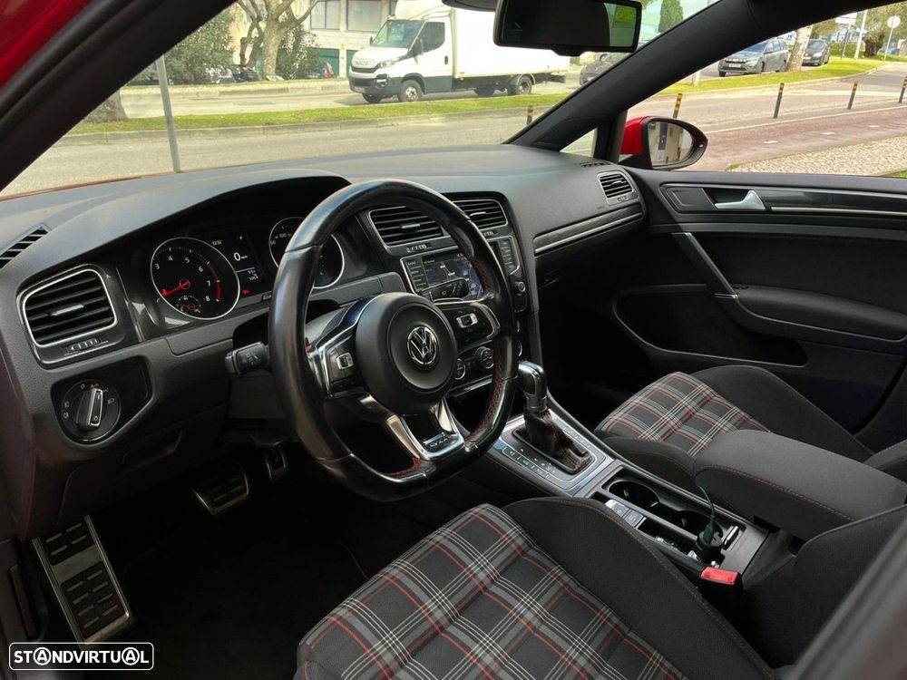 VW Golf 2.0 TSi GTi DSG - 7