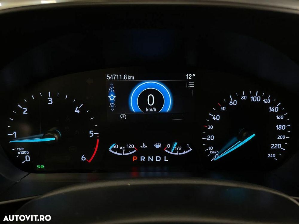 Ford Focus 1.5 EcoBlue Titanium Business - 23