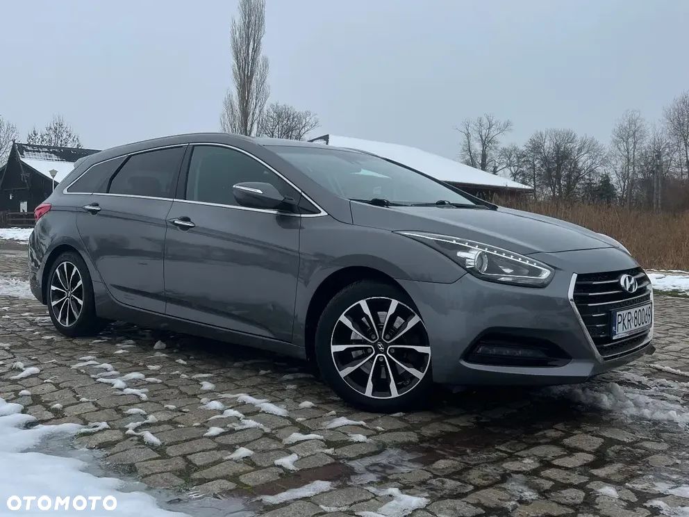 Hyundai i40 Kombi blue 1.7 CRDi DCT Premium - 23