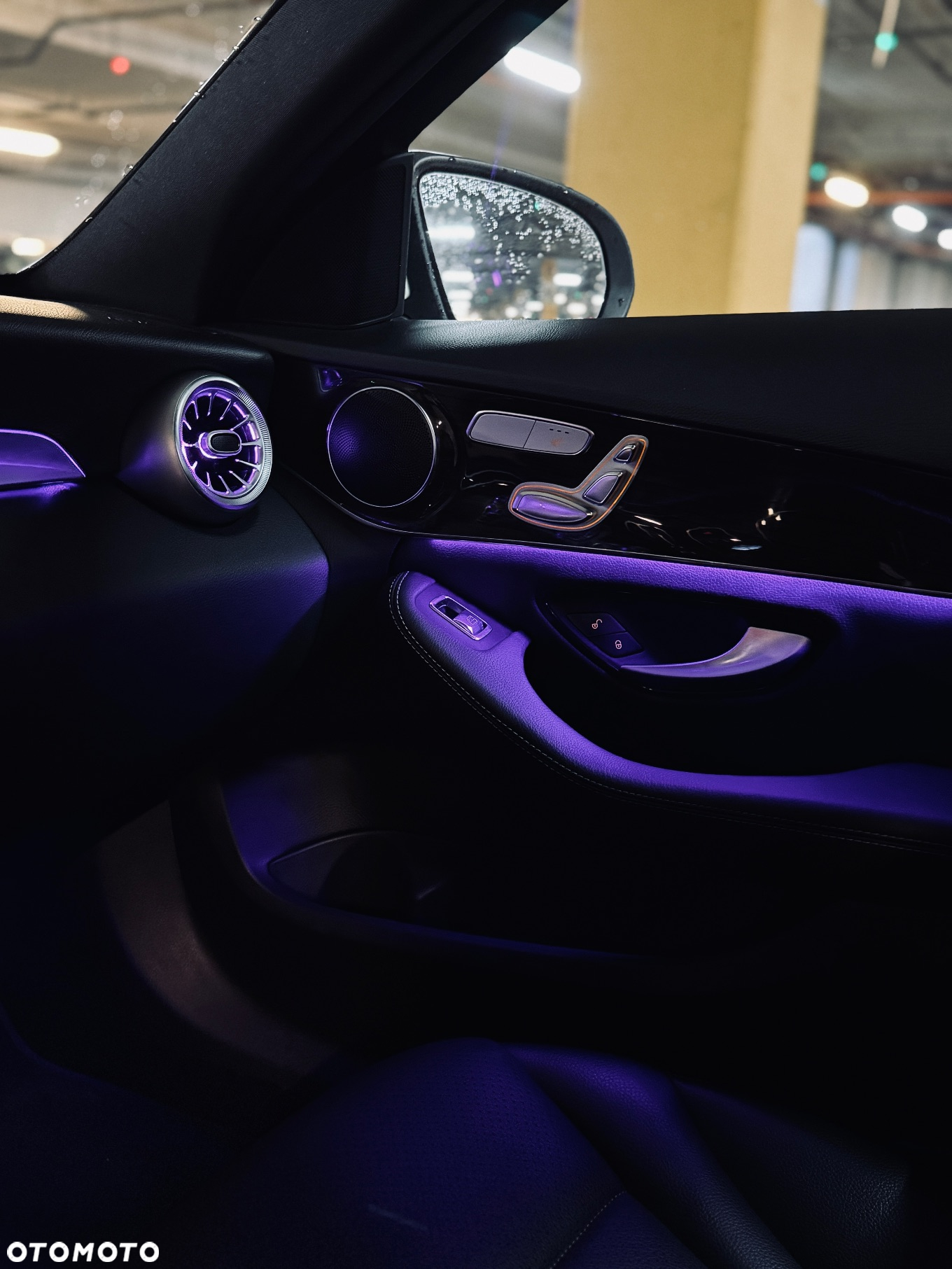 Mercedes-Benz Klasa C 300 9G-TRONIC - 15