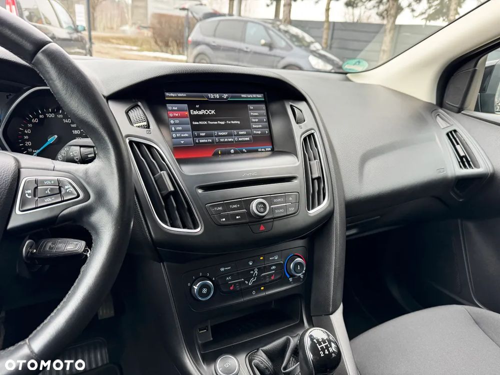 Ford Focus 1.0 EcoBoost Titanium - 13