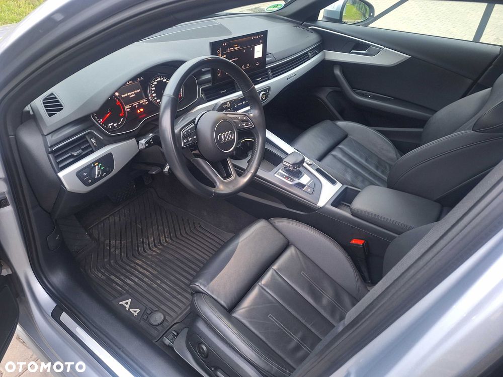 Audi A4 Limousine - 5