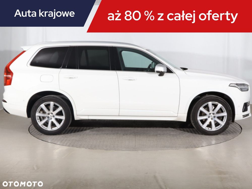 Volvo XC 90 - 8