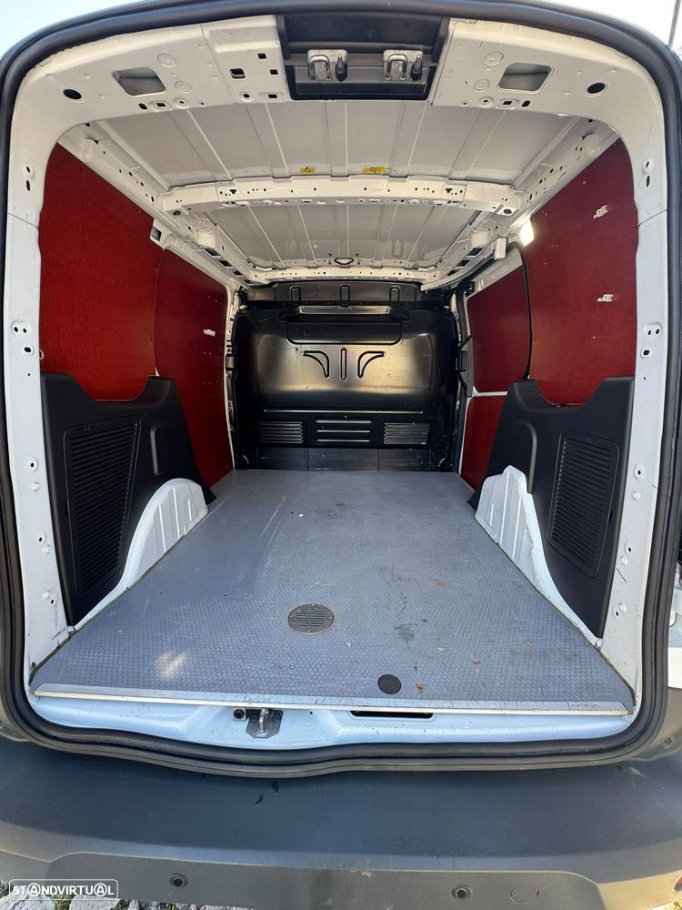 Ford Transit Connect - 20
