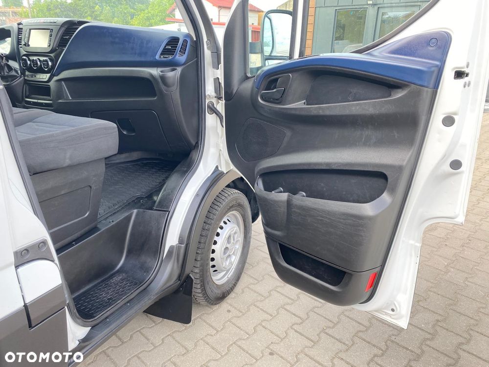 Iveco DAILY - 15