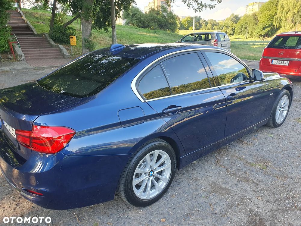 BMW Seria 3 320d Luxury Line sport - 7