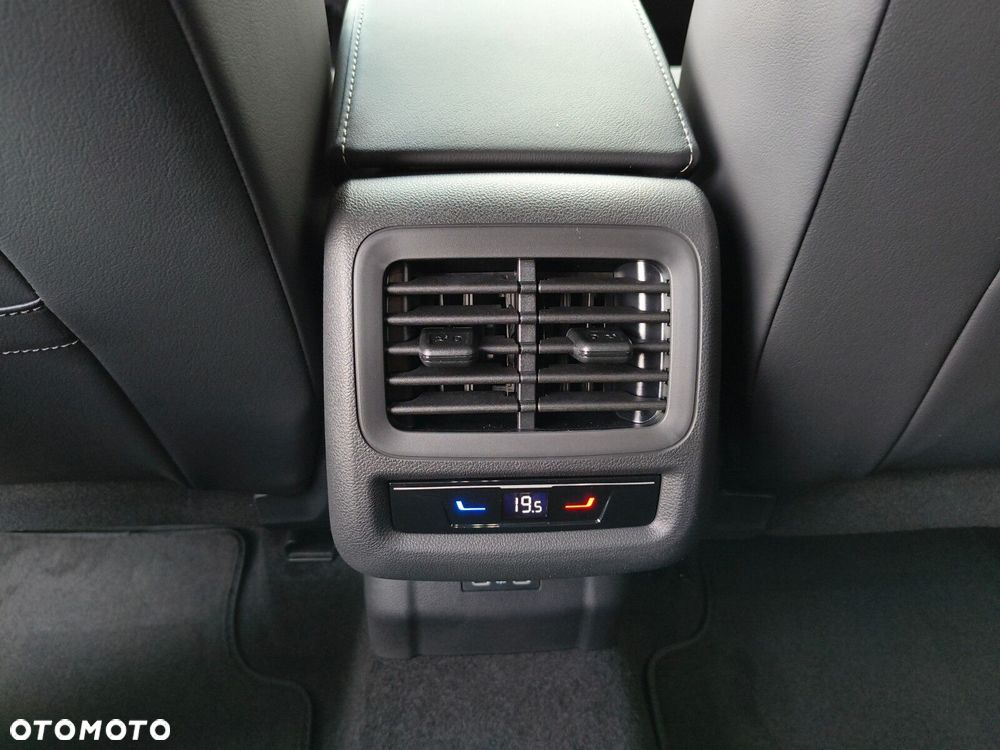 Volkswagen T-Roc 1.5 TSI R-Line DSG - 31