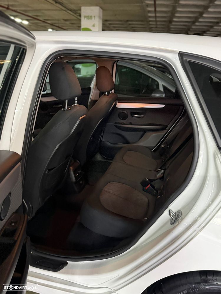 BMW 214 Active Tourer d Advantage - 13