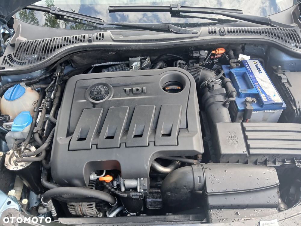 Skoda Octavia 2.0 TDI DPF DSG Elegance - 9