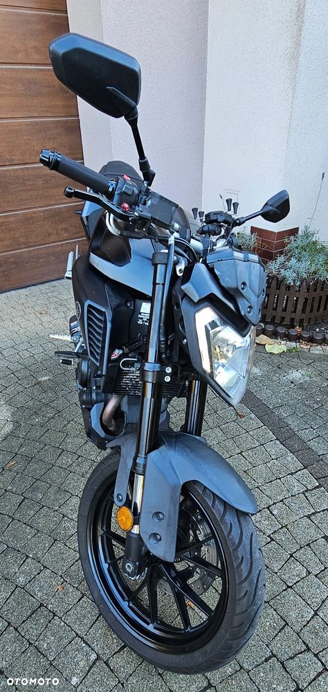 Yamaha MT - 11