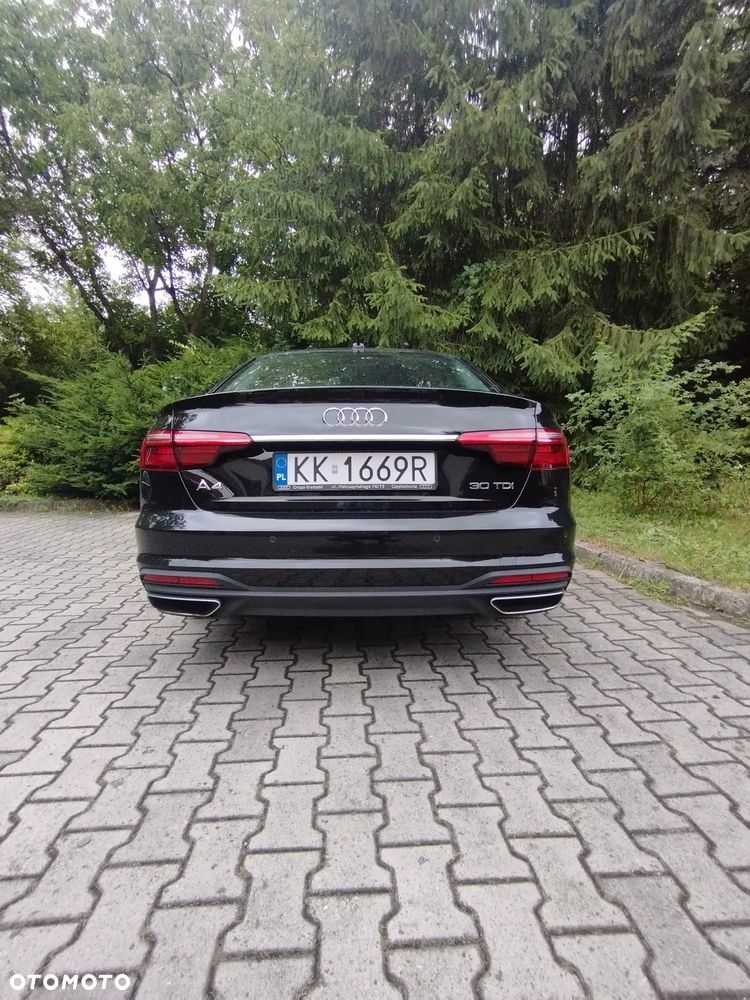 Audi A4 Limousine - 2