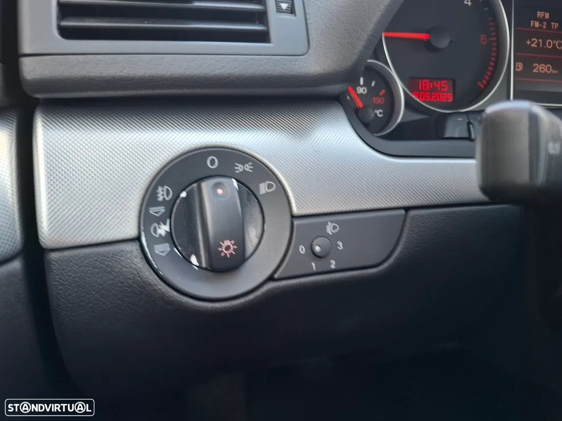 Audi A4 2.0 TDI S-line - 20