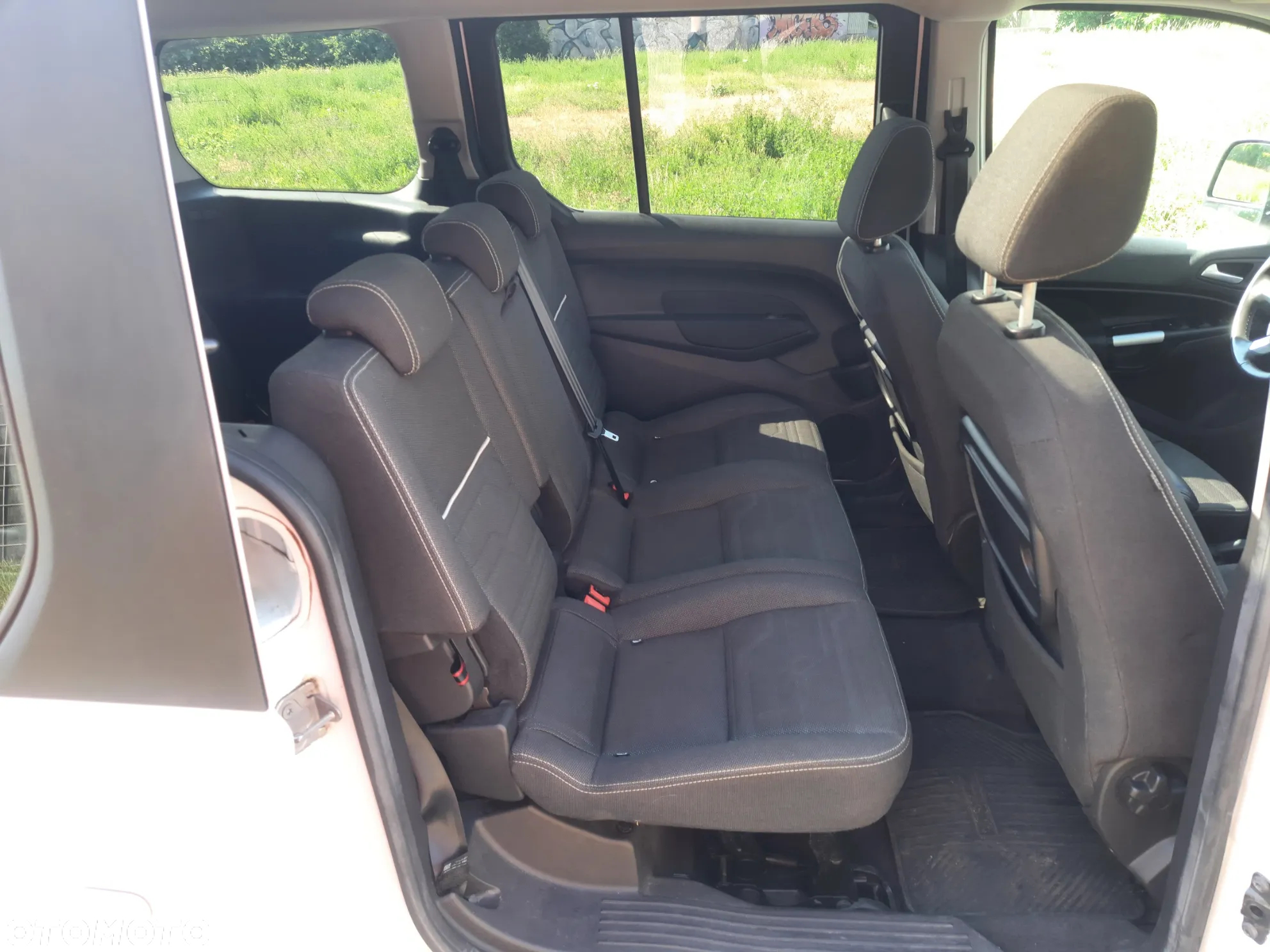 Ford Tourneo Connect Gr 1.5 TDCi Titanium - 18