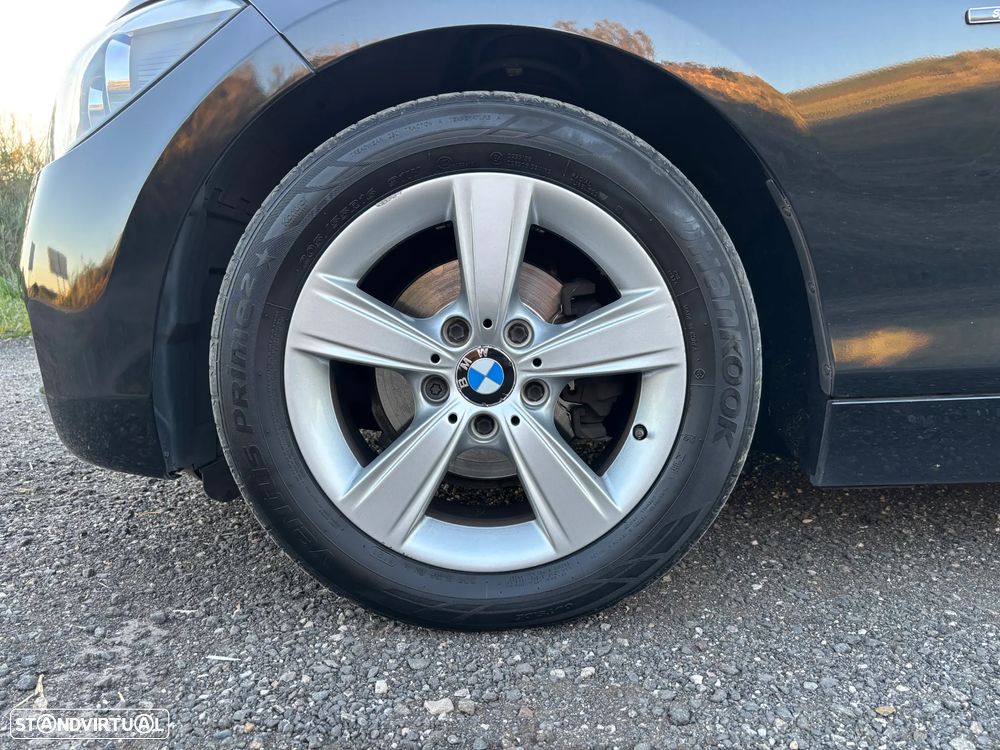 BMW 116 dA Line Sport - 40