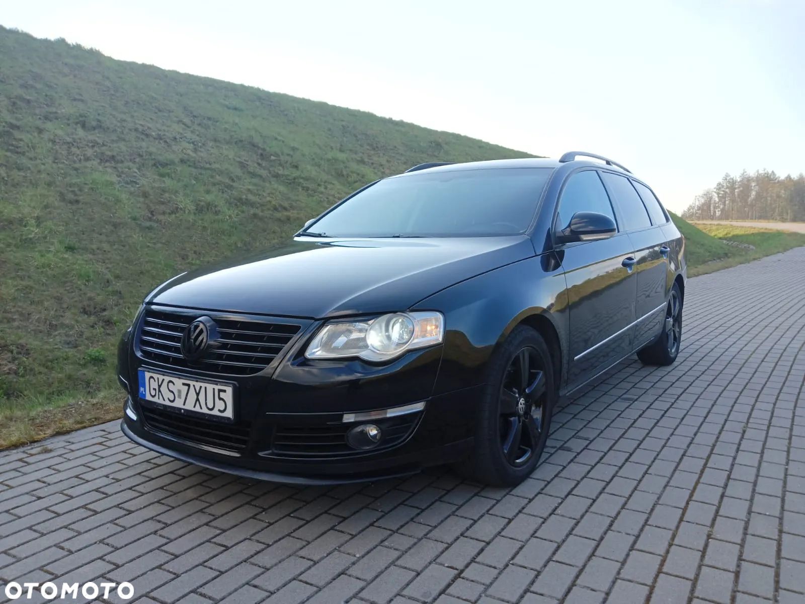 Volkswagen Passat 2.0 TDI Sportline DSG - 1