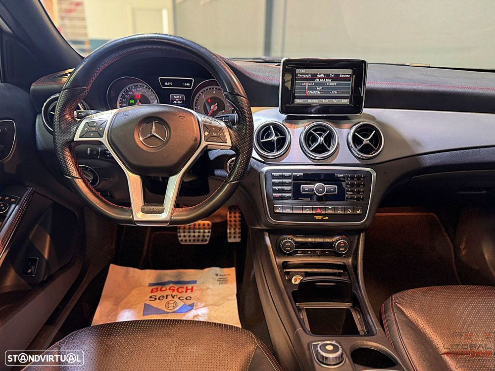 Mercedes-Benz GLA 220 CDI 4Matic 7G-DCT AMG Line - 21
