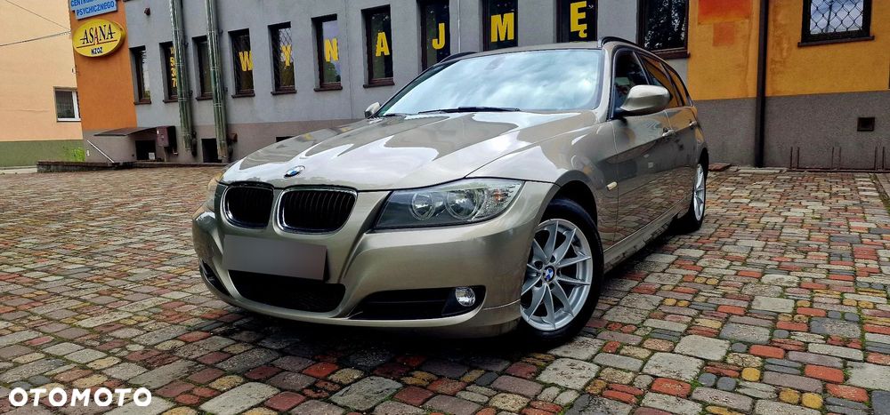 BMW Seria 3 320d DPF Edition Sport - 20