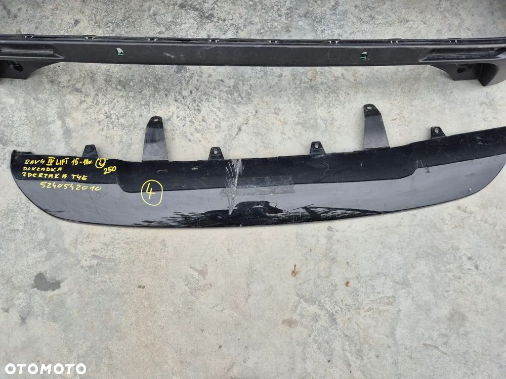 ZDERZAK TYŁ TOYOTA RAV 4 V - 20