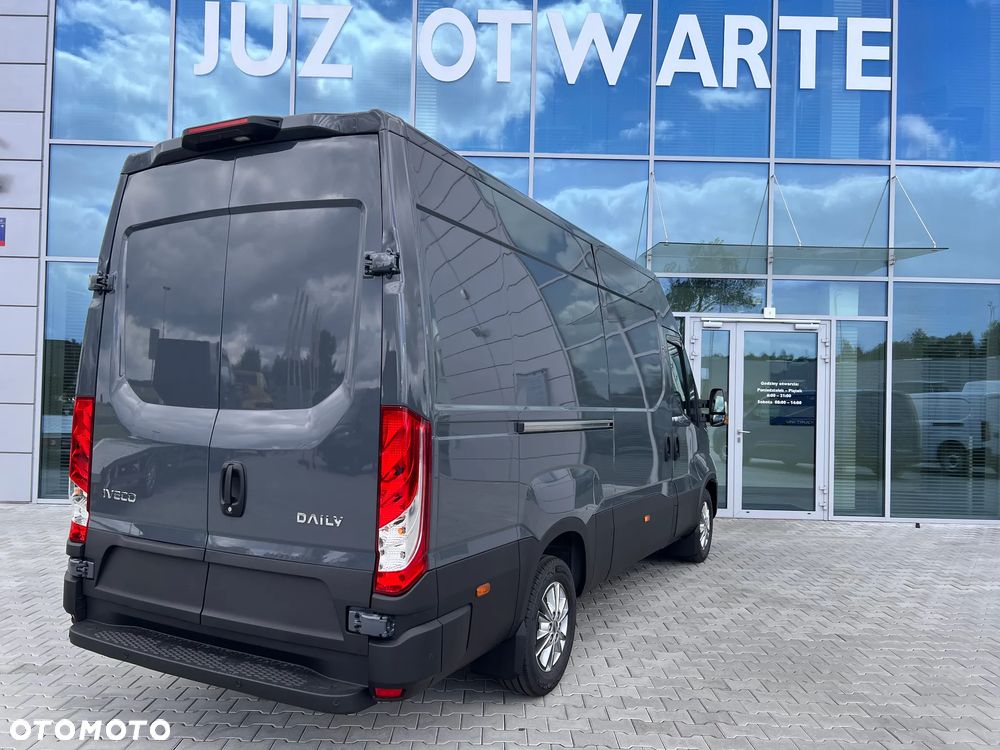 Iveco Szukasz mocnego dostawczaka? Właśnie go znalazłeś!Mocne Daily na już! - 10