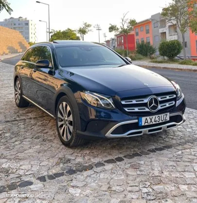 Mercedes-Benz 220 - 2